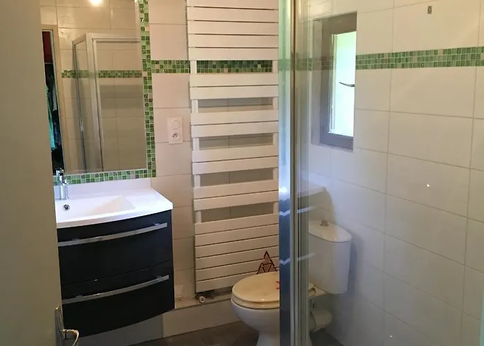 בית נופש Lieu Le Jardin *